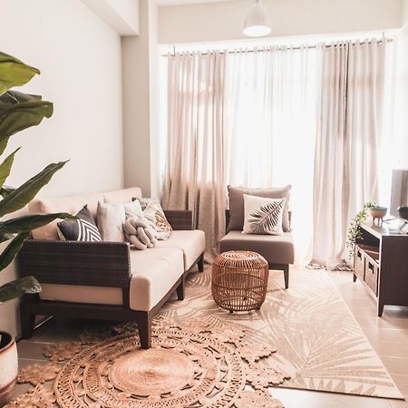 Modern Tropical Luxe Apartment - Boracay Newcoast Yapak Exteriör bild